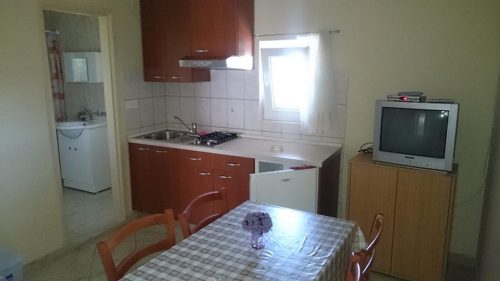 Apartmani Rosa Zubovići エクステリア 写真